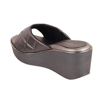 Mid-Heel Platform Slip-on Chappal (1416)